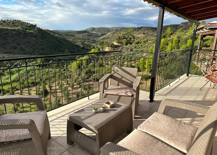 Bacchus * Archea Pissa